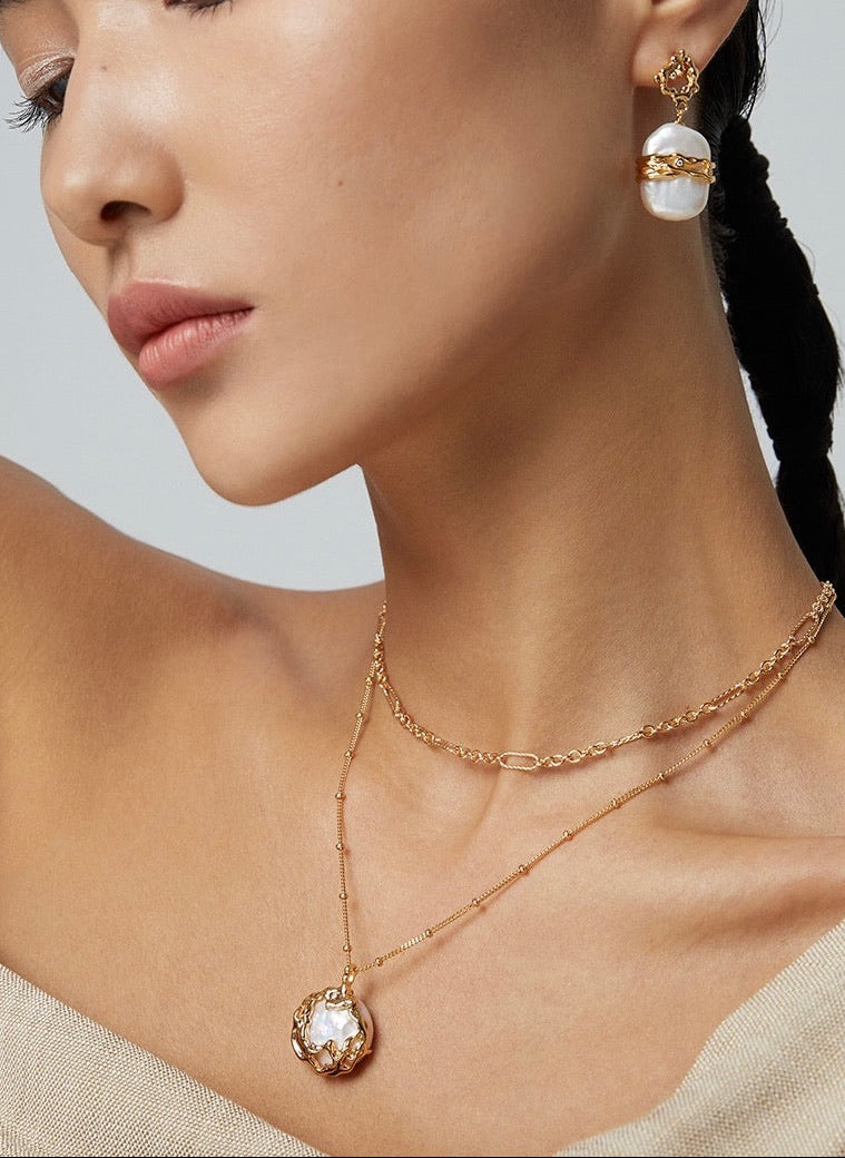 Pearl Eclipse Necklace