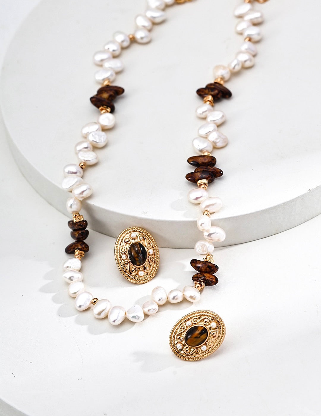 Luna Beads Ember Pearl Necklace