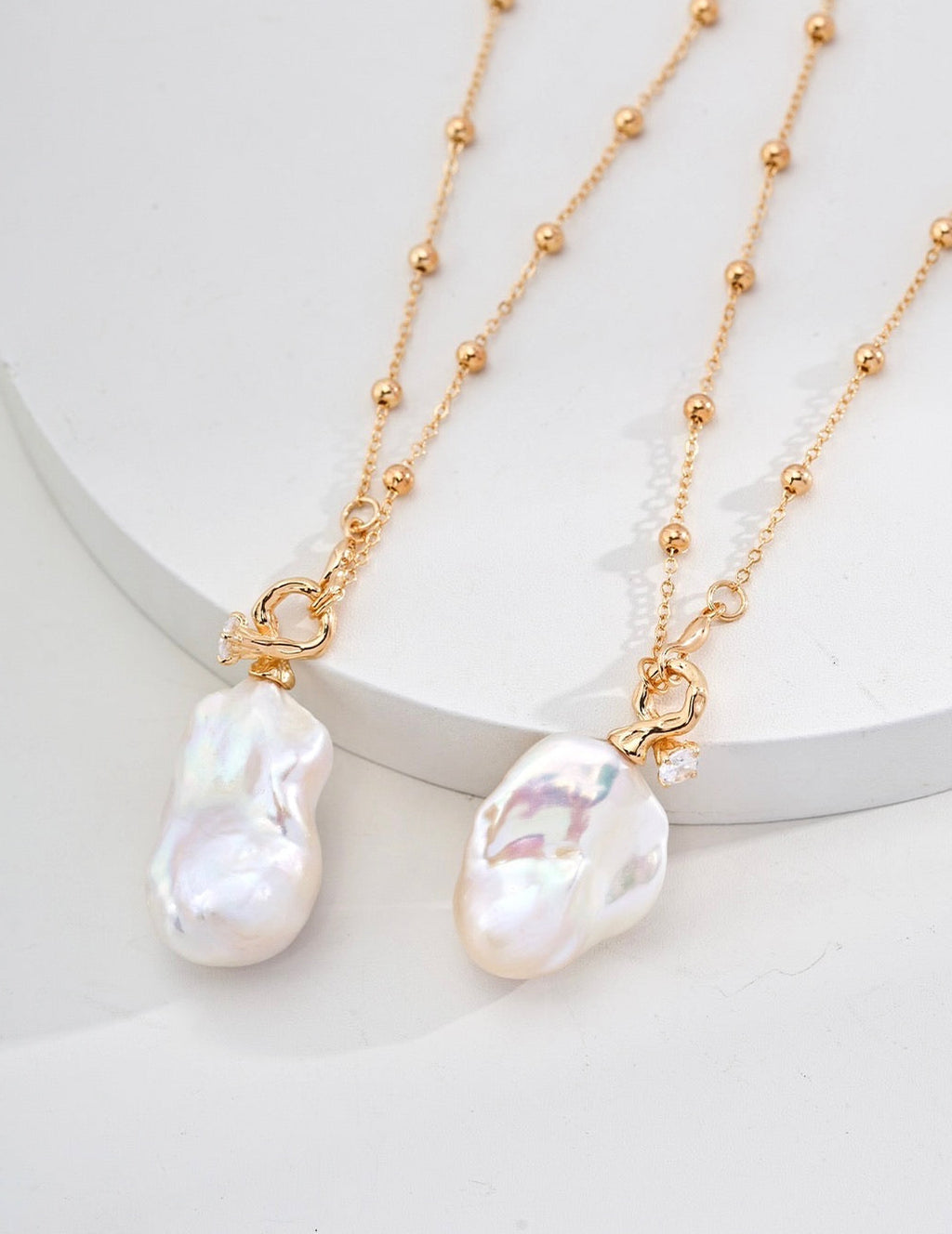 Flux Pearl Necklace