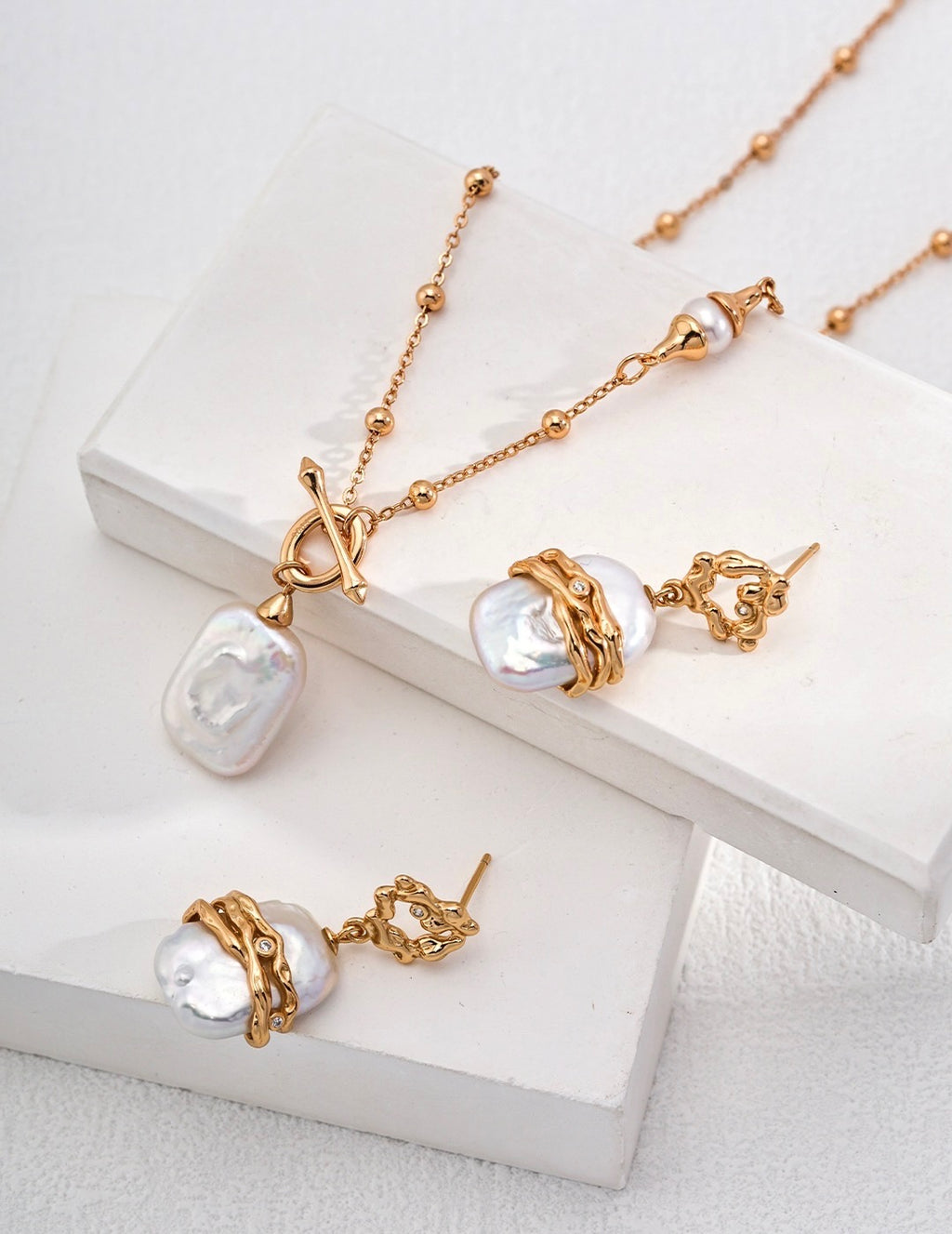 Gilded Pearl Baroque Necklace