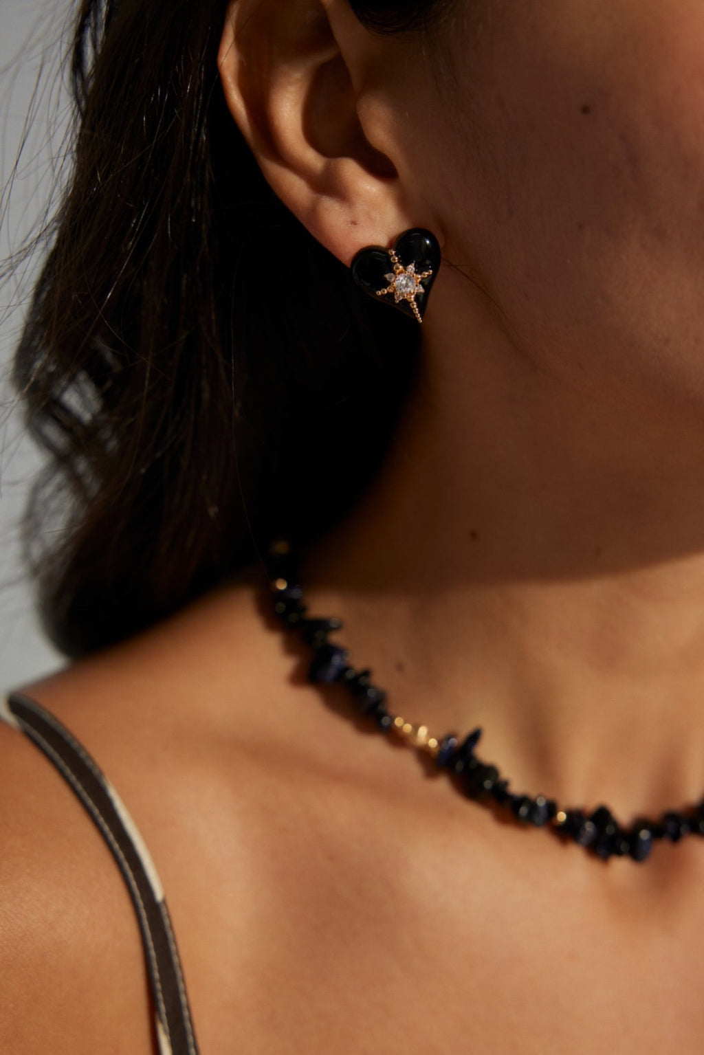 Vanta Love Earrings