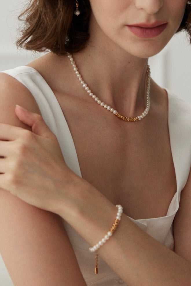Luna Beads Halo Necklace