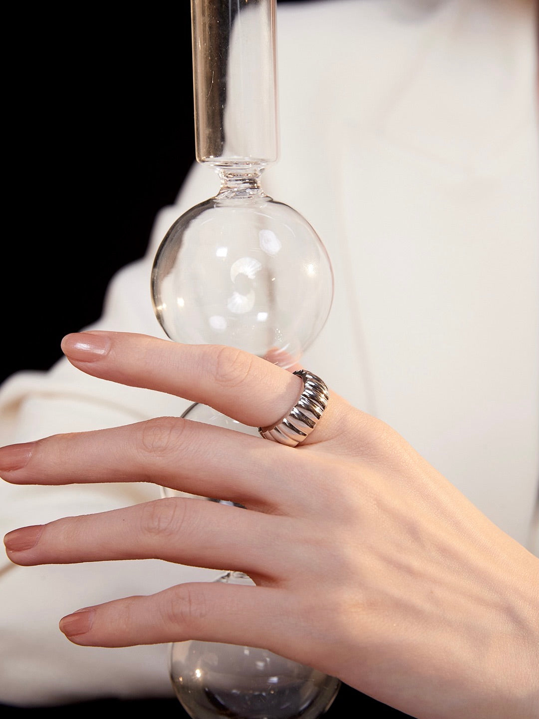 Ribbed Curve Ring