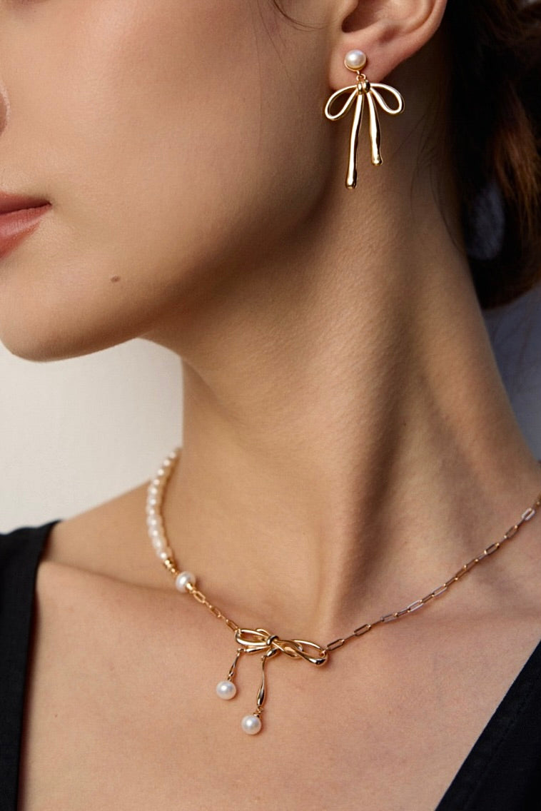 Pearl Tie Necklace