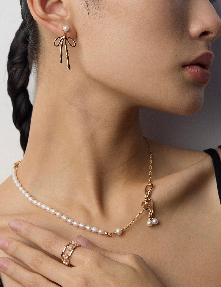 Pearl Tie Necklace