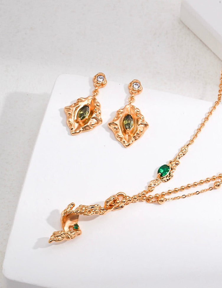 Daphne Glow Earrings