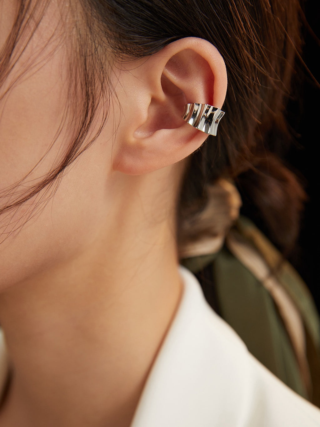 Ribbed Curve Cuff