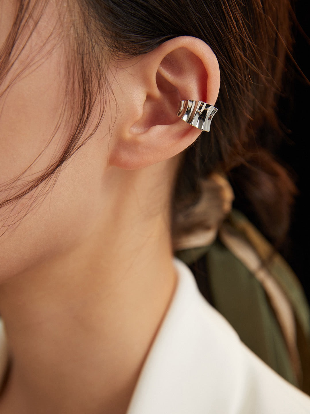 Ribbed Curve Cuff