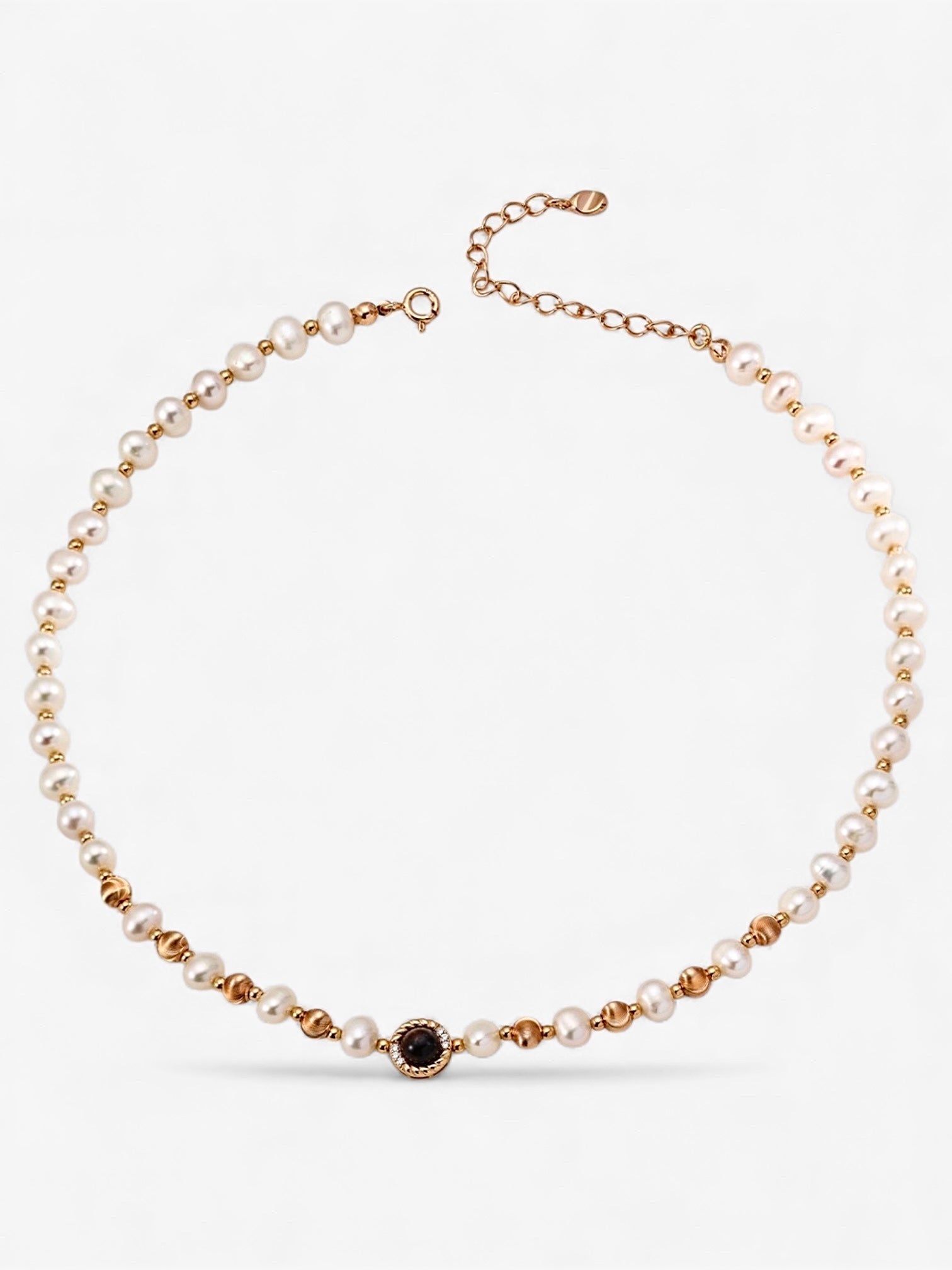 Noir Dot Pearl Necklace