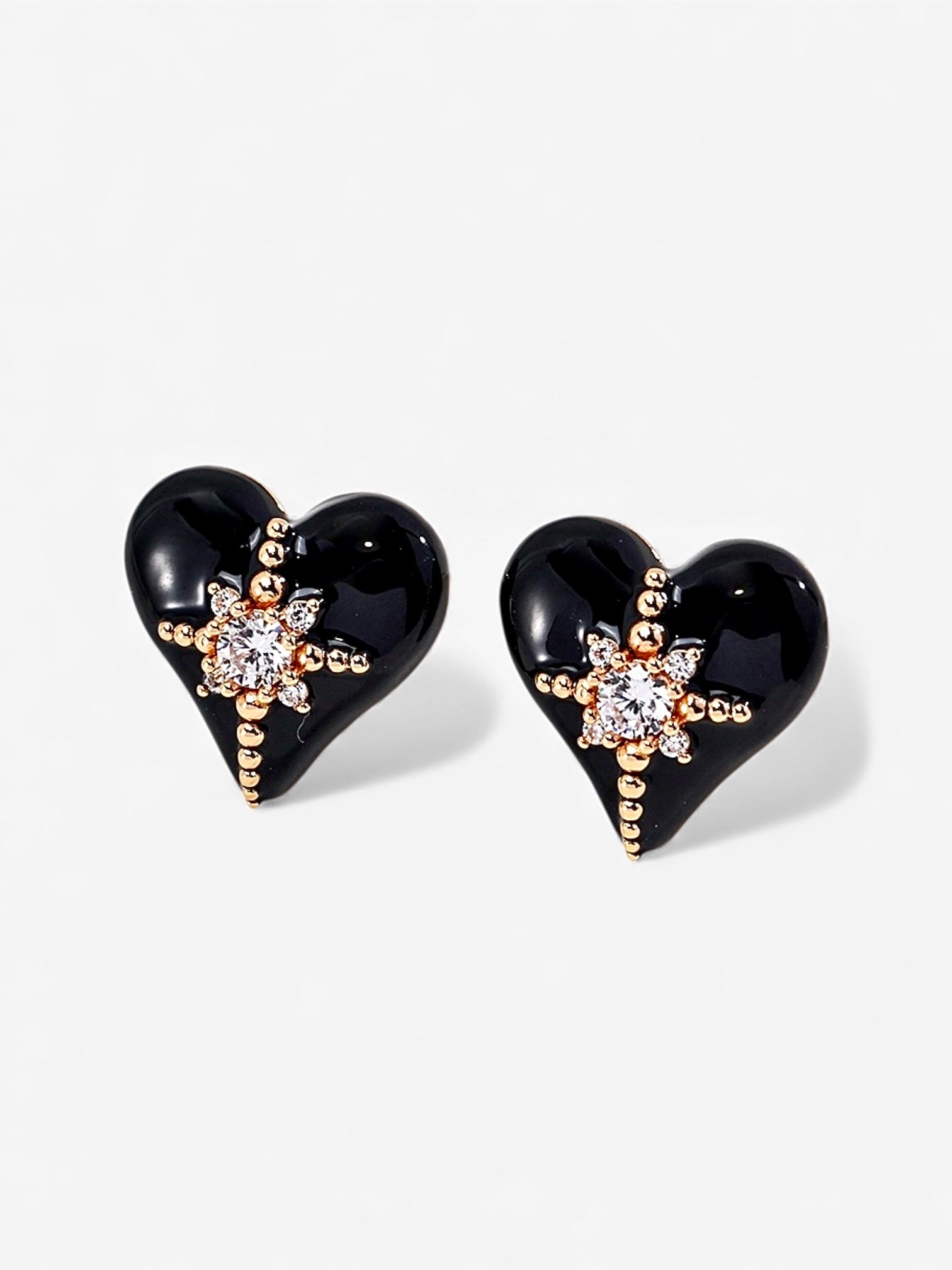 Vanta Love Earrings